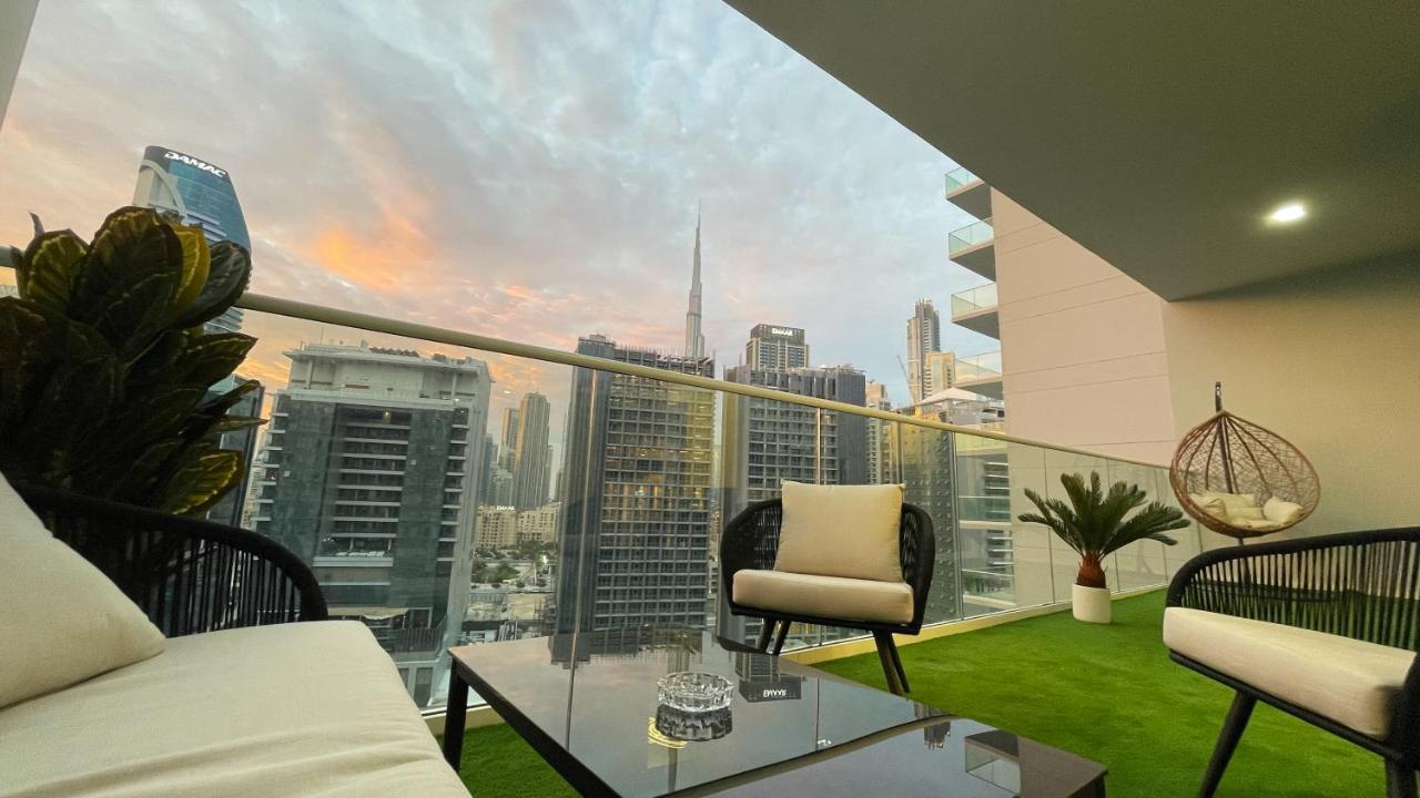 Luxury 2 Bedroom With Burj Khalifa View Ντουμπάι Εξωτερικό φωτογραφία